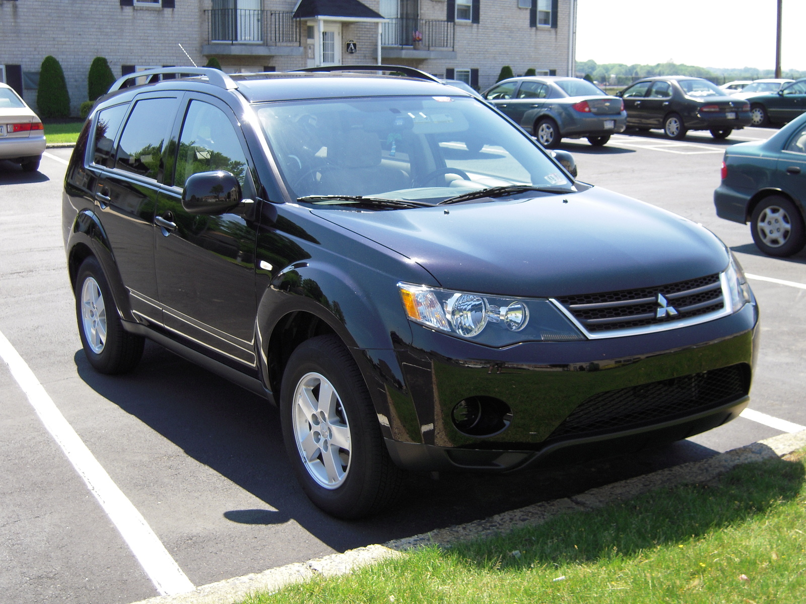 2007 Mitsubishi Outlander Reviews, Information & Pricing