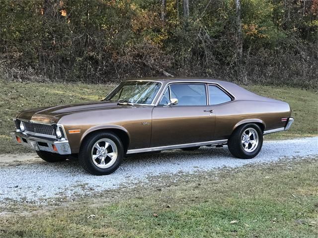 Cars for sale in Vinita, Oklahoma.