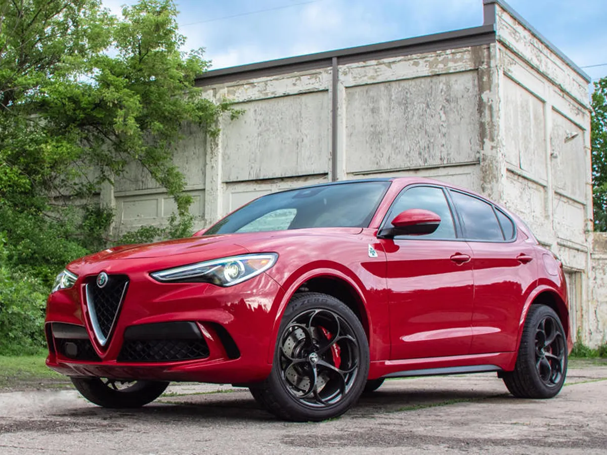 2019 Alfa Romeo Stelvio Fuel Tank Capacity and Refueling Costs Explained