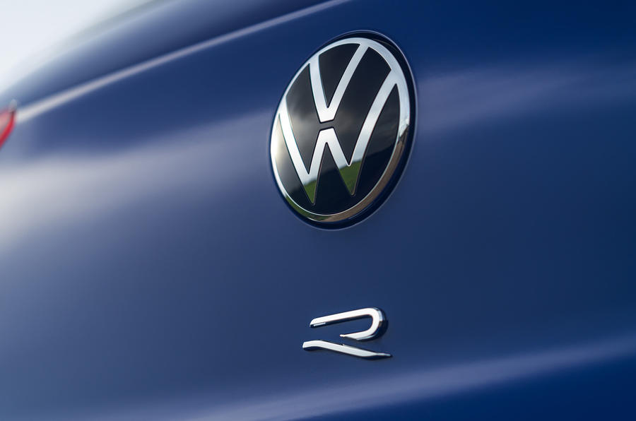 Volkswagen Revamps R Performance Brand Logo: What’s New for Enthusiasts?
