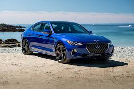Can the Genesis G70 Handle 4 Passengers and 700 Pounds Over a 600-Mile Journey?
