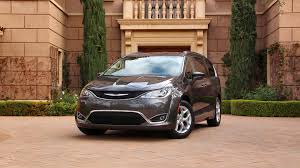 Why the 2017 Chrysler Pacifica Remains a Top Choice for Family Adventures