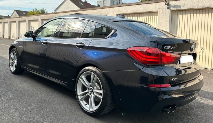 Car in Lake View Plantation, ME