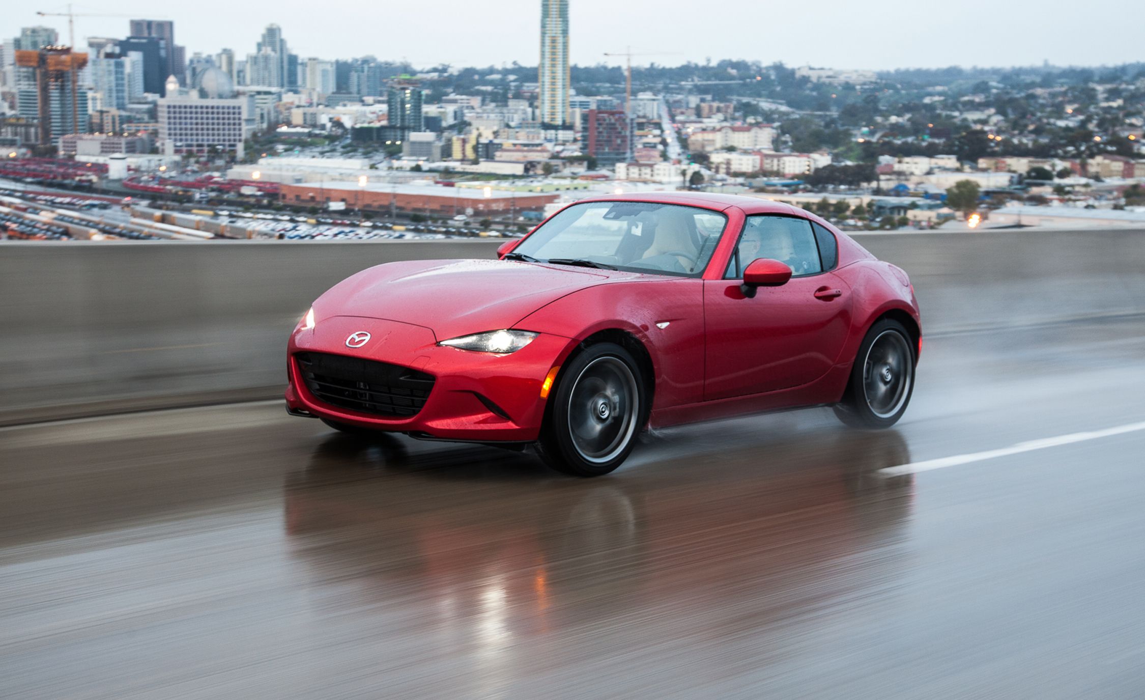 2017 Mazda MX-5 Miata RF: First Look at the Retractable Hardtop Model