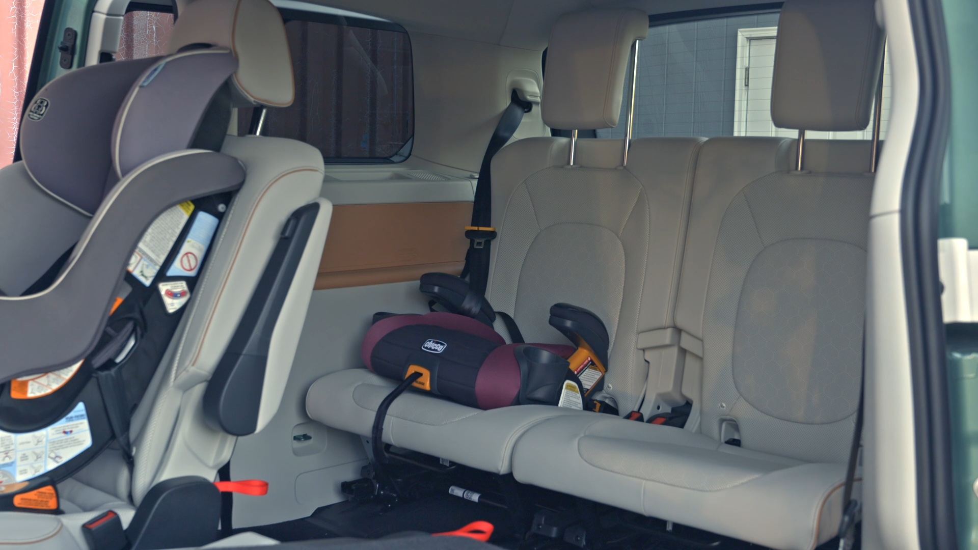 2025 Volkswagen ID. Buzz Car Seat Compatibility Guide