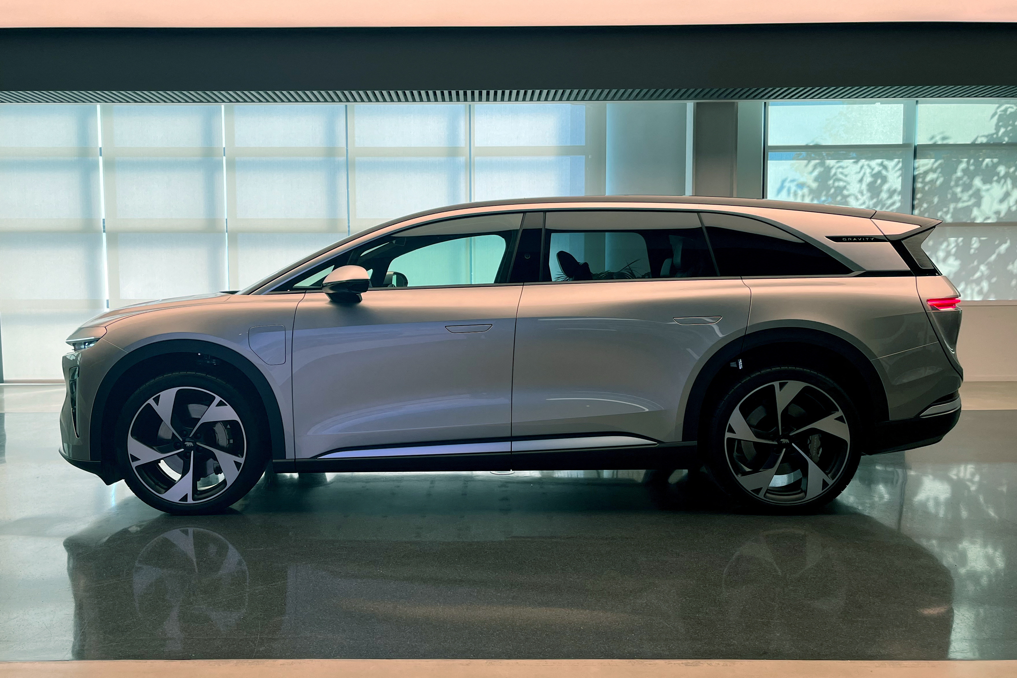 Lucid Gravity SUV Reservations Begin November 7: Key Details Still Unclear