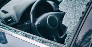 Laminated Car Windows: Safety Benefits vs. Escape Risks in Emergencies