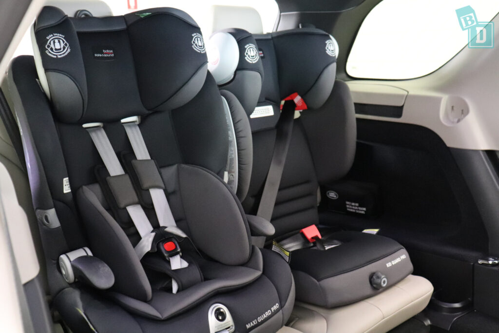 2017 Land Rover Discovery – Car Seat Safety Review