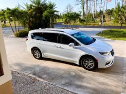 2020 Chrysler Voyager: The Affordable Rebranded Pacifica You Should Know About