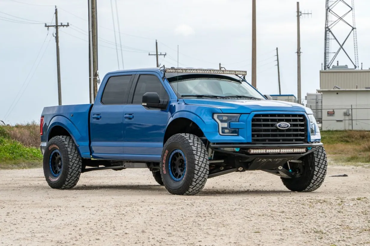 Video: Ford F-150 Raptor PreRunner at 2016 SEMA Show