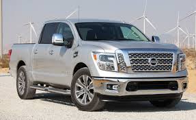 2017 Nissan Titan Half-Ton Pickup Review: Performance, Specs & Features