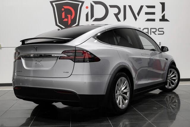Tesla Model X 75D AWD Tesla Model X 75D AWD