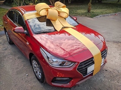 Essential Tips for Gifting a Car: What You Need to Know