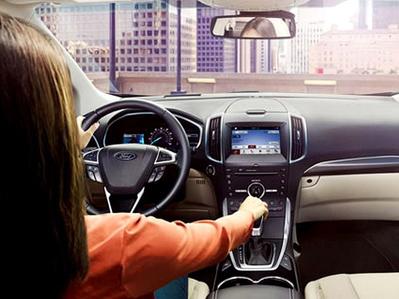 Top Car Features Women Look For and Love