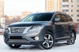 Airbag Cover Emblem Issue Leads to Recall of Over 400,000 Vehicles by Nissan
