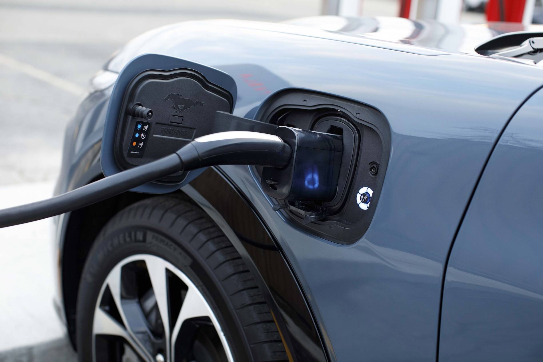 Ford Offers Complimentary Charging for Mustang Mach-E Owners