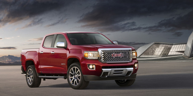 2019 GMC Canyon Review: How It Stacks Up Against the Competition