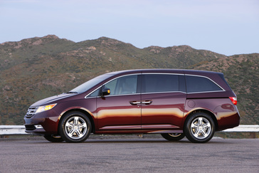 2011-2017 Honda Odyssey: Key Recalls & Safety Issues | MotorVero