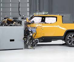 4 Mid-Size Pickups with Top Safety Ratings from IIHS