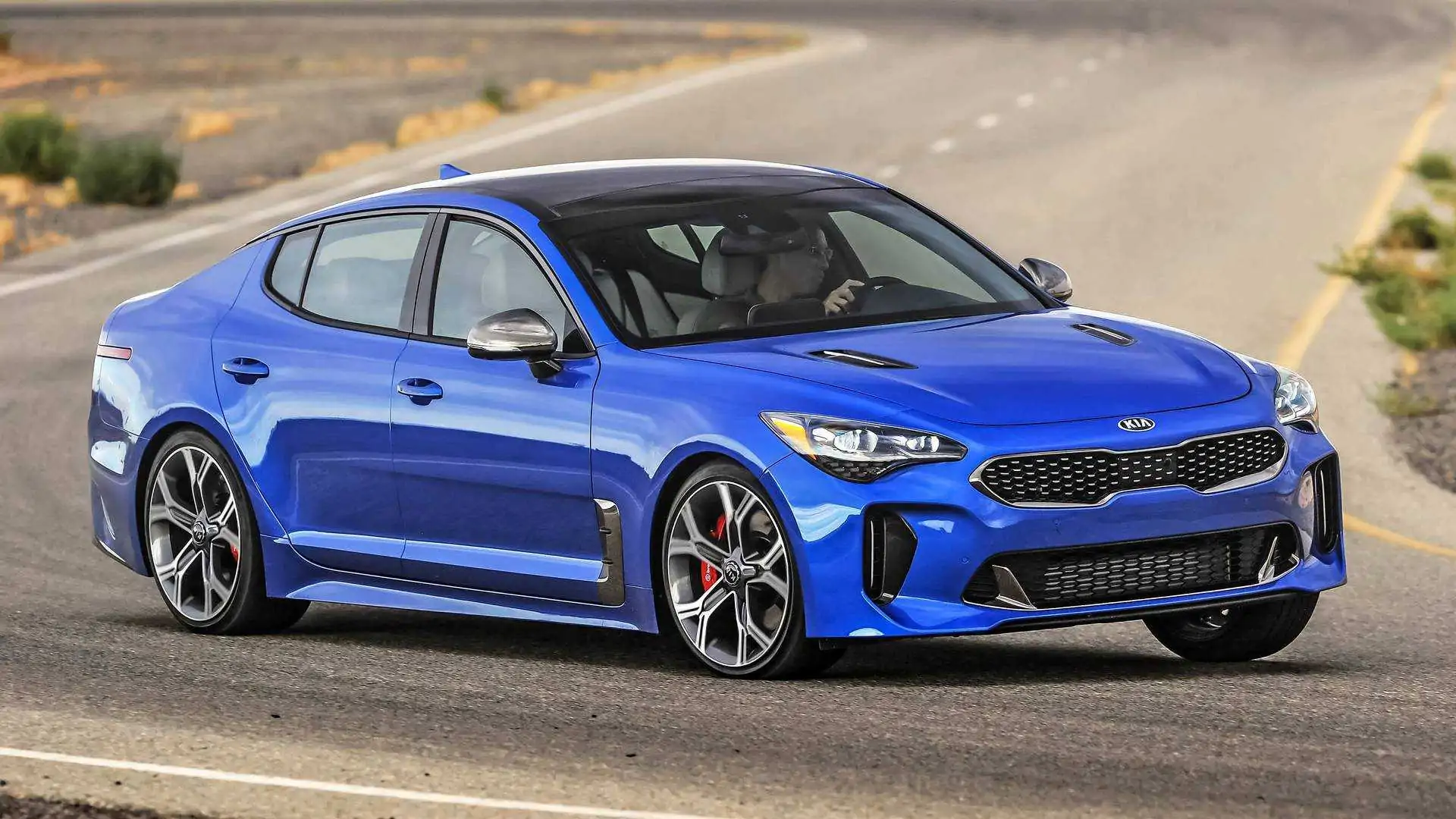2018 Kia Stinger GT Drift Action: Stunning Photo Gallery