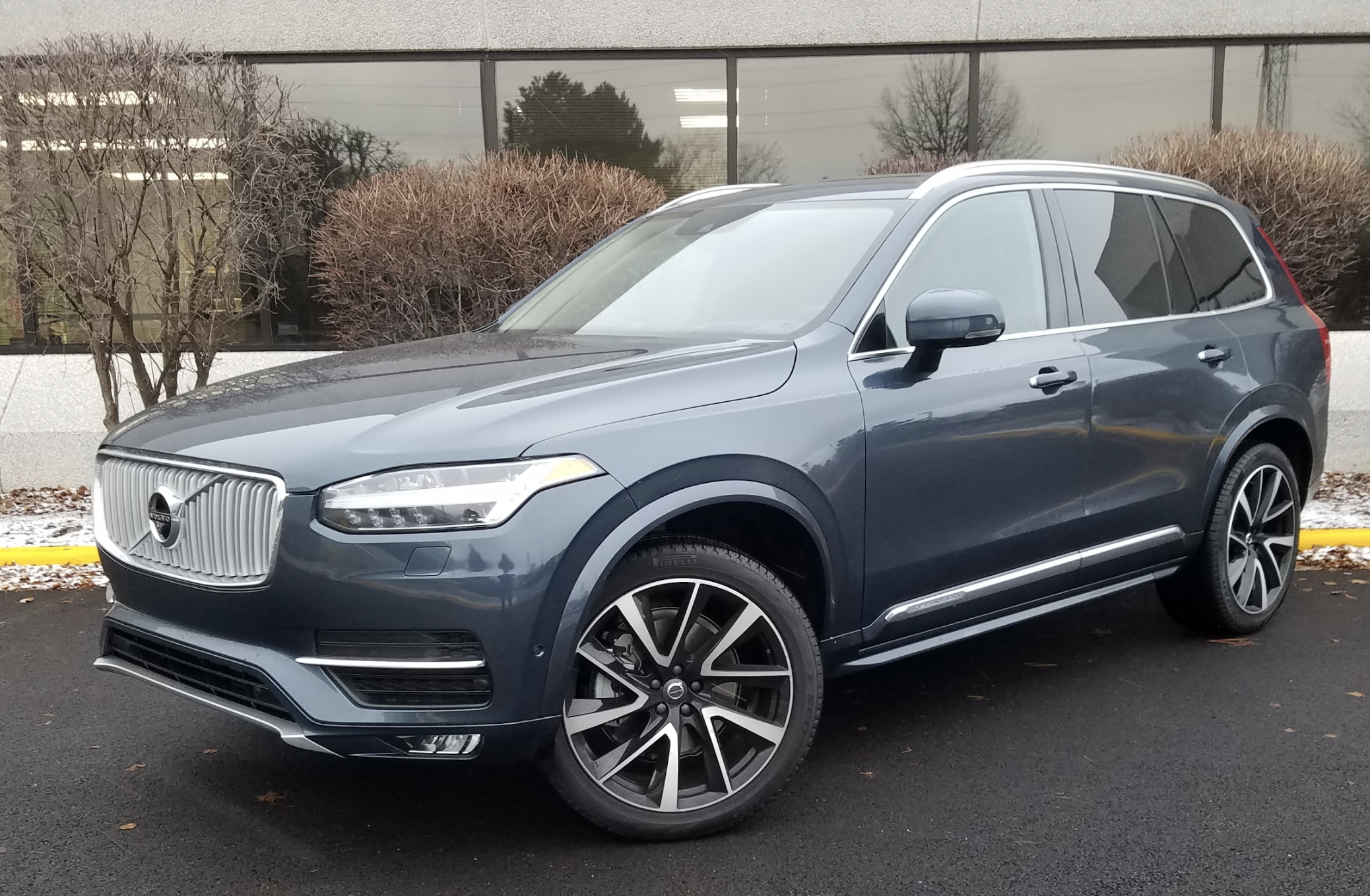 2019-2020 Volvo XC90: Comprehensive Guide to Features, Specs, and Performance