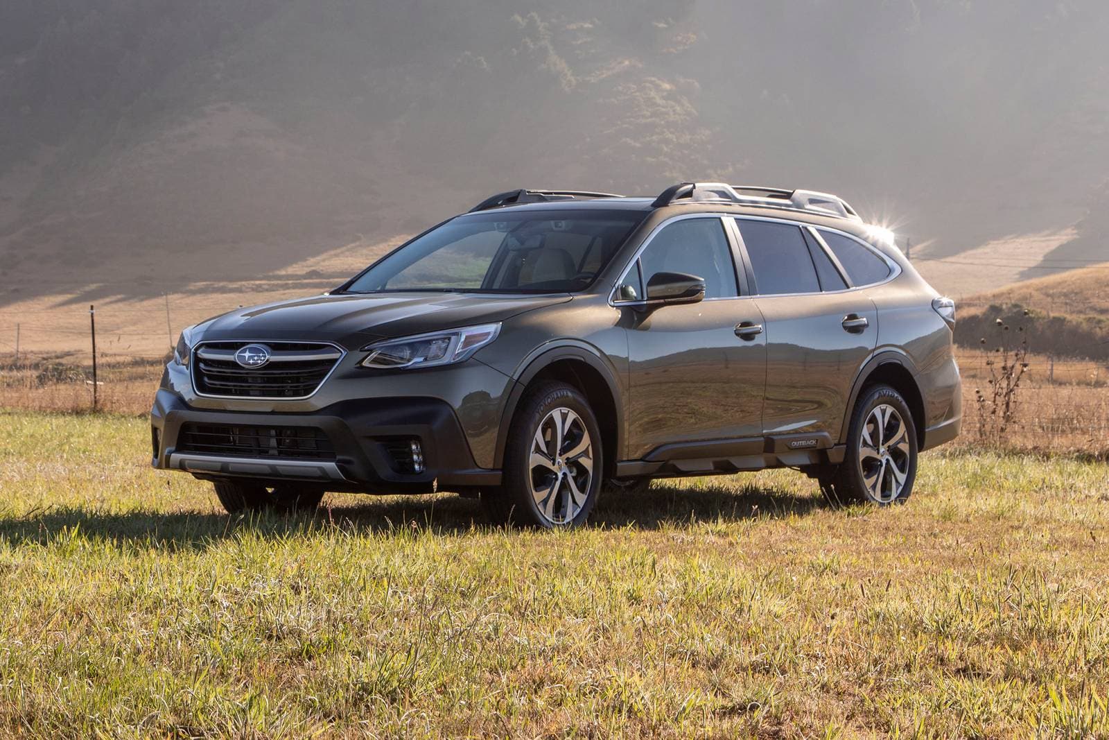 2020 Subaru Outback and Toyota Corolla: Top 5 Expert Reviews and Videos of the Week