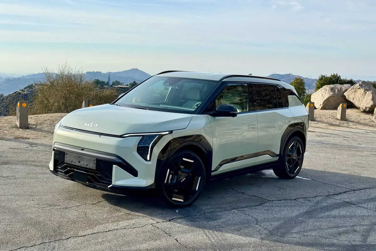 2015-2016 Volkswagen Golf, GTI Sunroof Issue