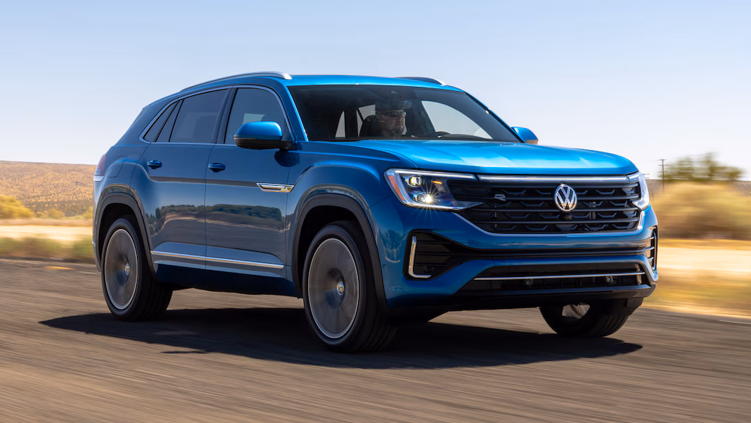 2025 Volkswagen Atlas and Atlas Cross Sport Gain Wireless Charging, Auto High Beams