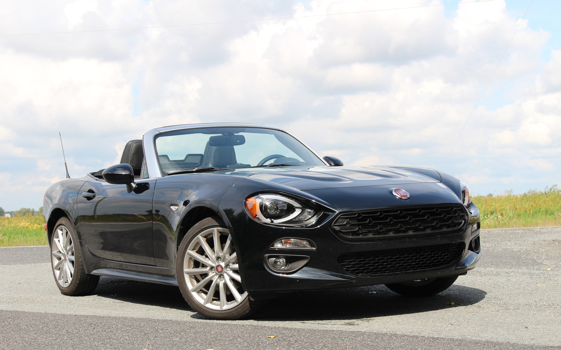 Fiat Announces Pricing for 2017 124 Spider