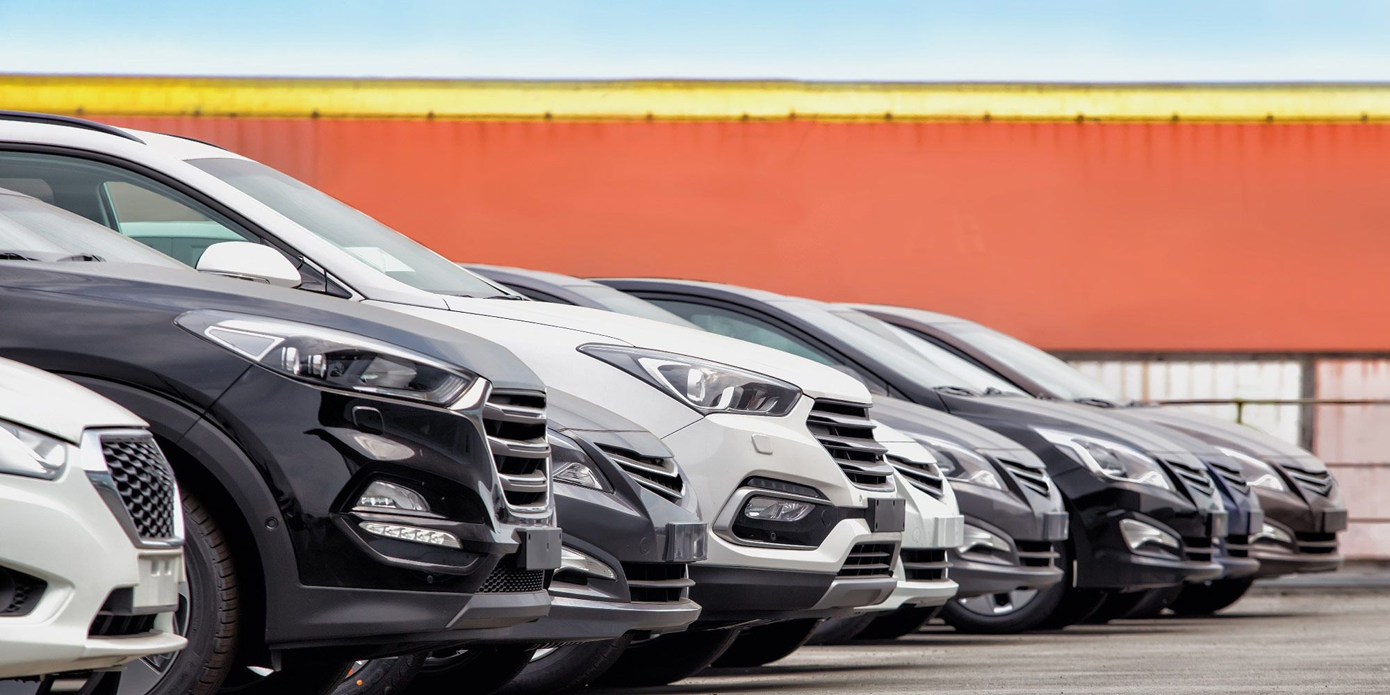 Planning to Buy a Car This Weekend? Here's What You Need to Know First