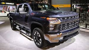 2020 Chevrolet Silverado HD Revealed with 35,500-Pound Towing Capacity