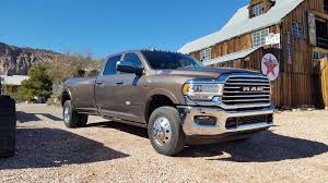 2019 Ram 3500 MPG: Fuel Efficiency While Towing 16,000 lbs with 1,000 lb-ft Torque