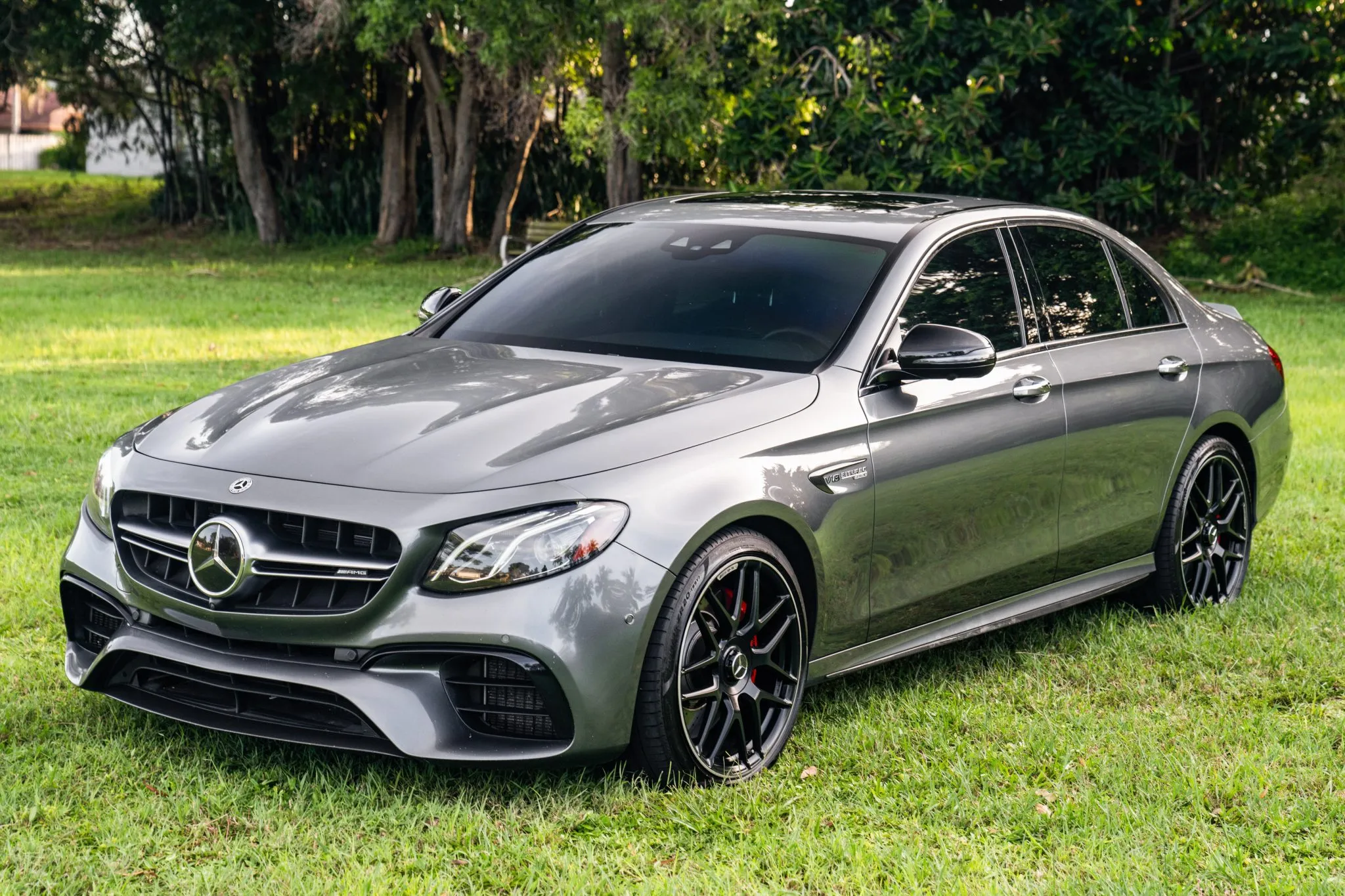 2018 Mercedes-AMG E63 S Sedan Photo Gallery