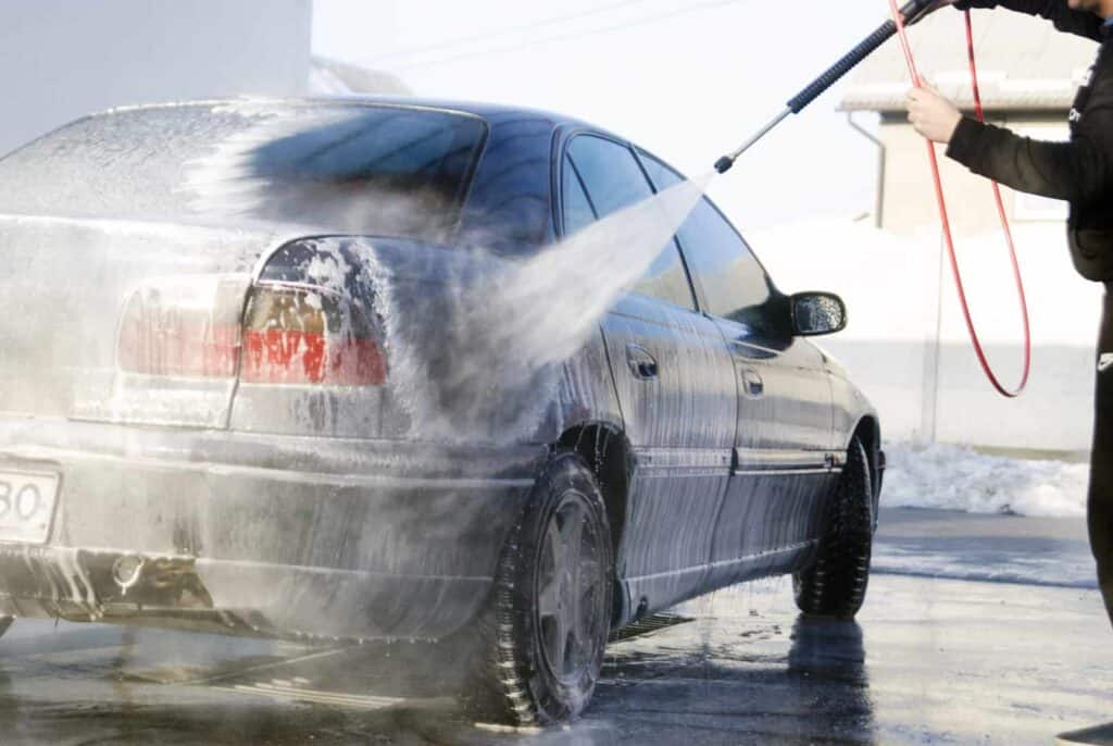 Winter Car Wash Guide: Safe and Effective Cleaning Methods