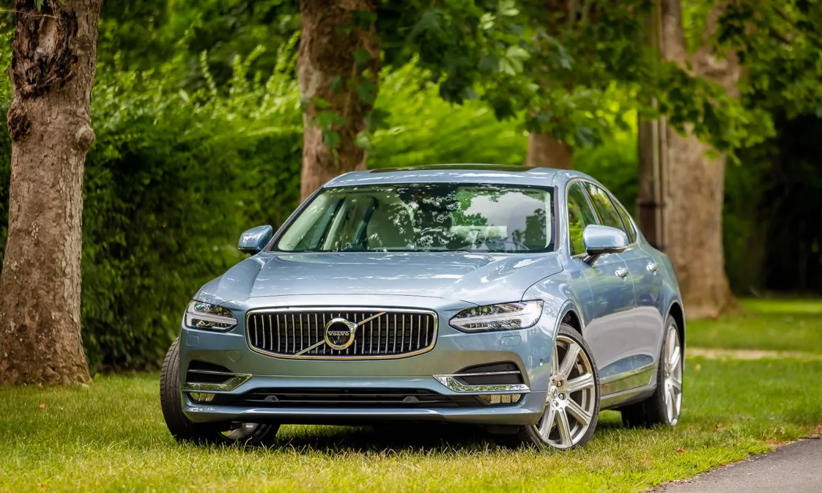 2017 Volvo S90: Our View