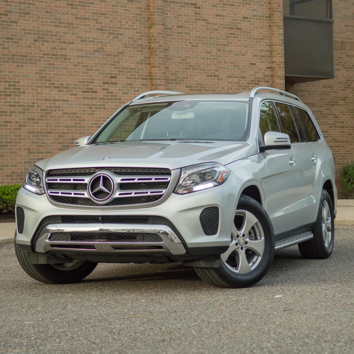 2017 Mercedes-Benz GLS-Class Video Review