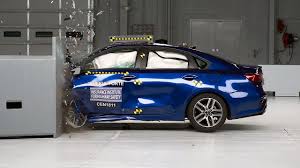 2019 Kia Stinger Excels in IIHS Safety Ratings