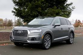 2024 Full-Size SUVs With the Longest Driving Range