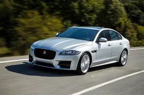 2016 Jaguar XF Review: British Luxury Meets Lightweight Performance