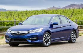 2017 Honda Accord Hybrid Review: Efficiency Meets Reliability