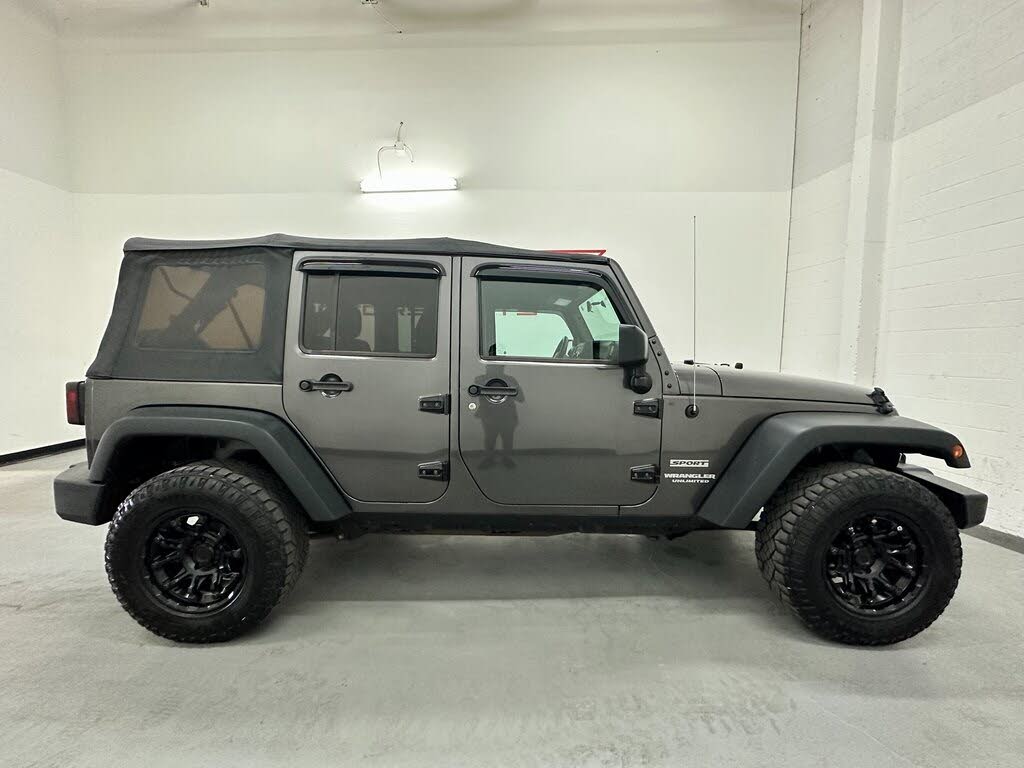 2016 Jeep Wrangler Unlimited Sport 4WD 2016 Jeep Wrangler Unlimited Sport 4WD
