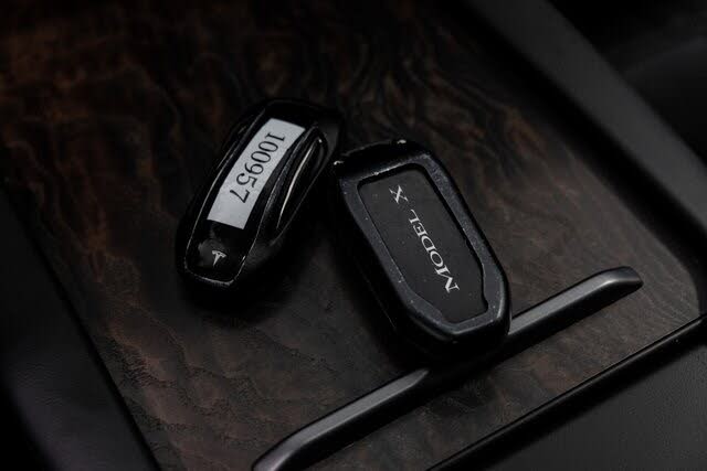 Tesla Model X 75D AWD Tesla Model X 75D AWD