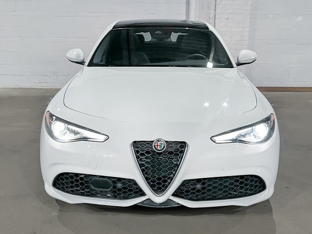2022 Alfa Romeo Giulia 2022 Alfa Romeo Giulia