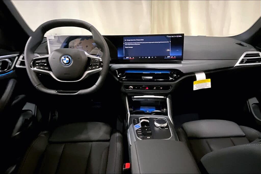 2025 BMW i4 xDrive40 2025 BMW i4 xDrive40